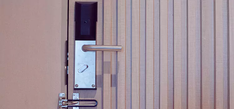 Installing a Maglock Town n Country